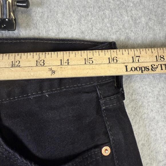 Levi's Men's Size 33x34 Black 501 Black Slim Fit Jeans Ankle Length - Picture 2 of 9